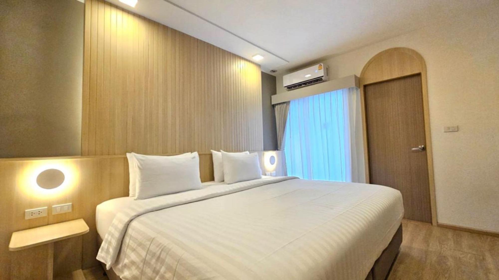 Diya Hotel Bangkok Exterior photo